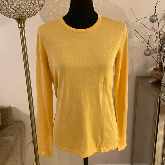Henri Bendel silk sweater size medium - Picture 1 of 4
